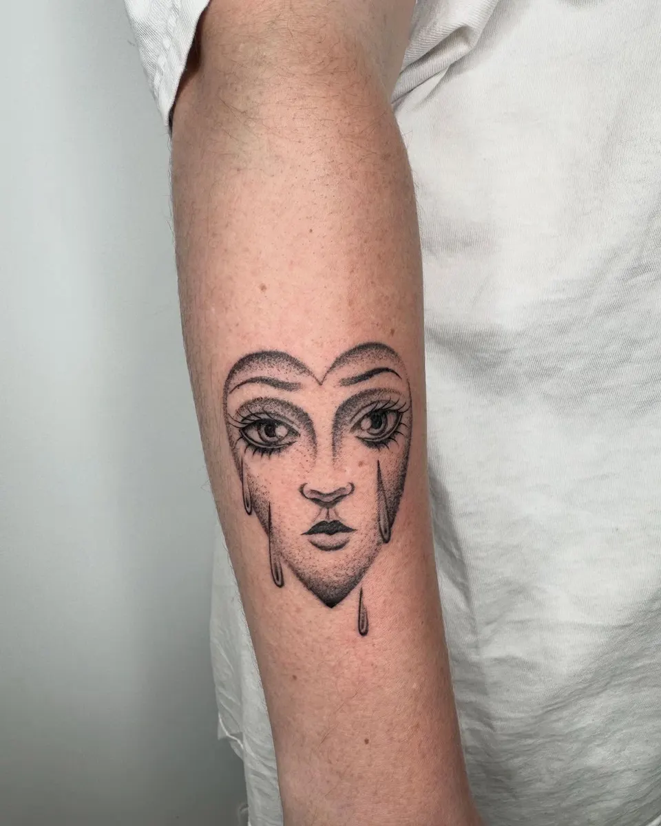 Tatouage « Cœur en larmes »