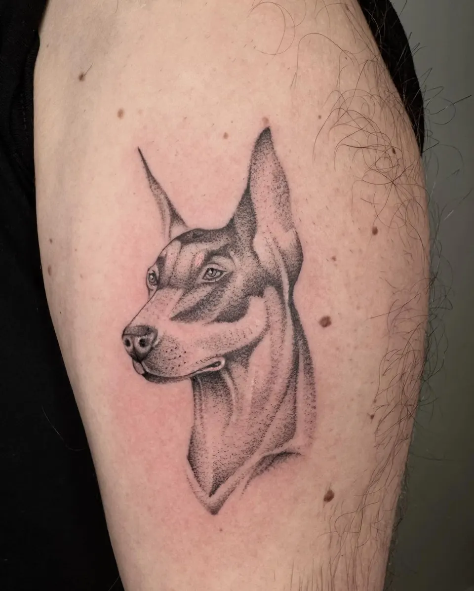 Tatouage « Doberman »