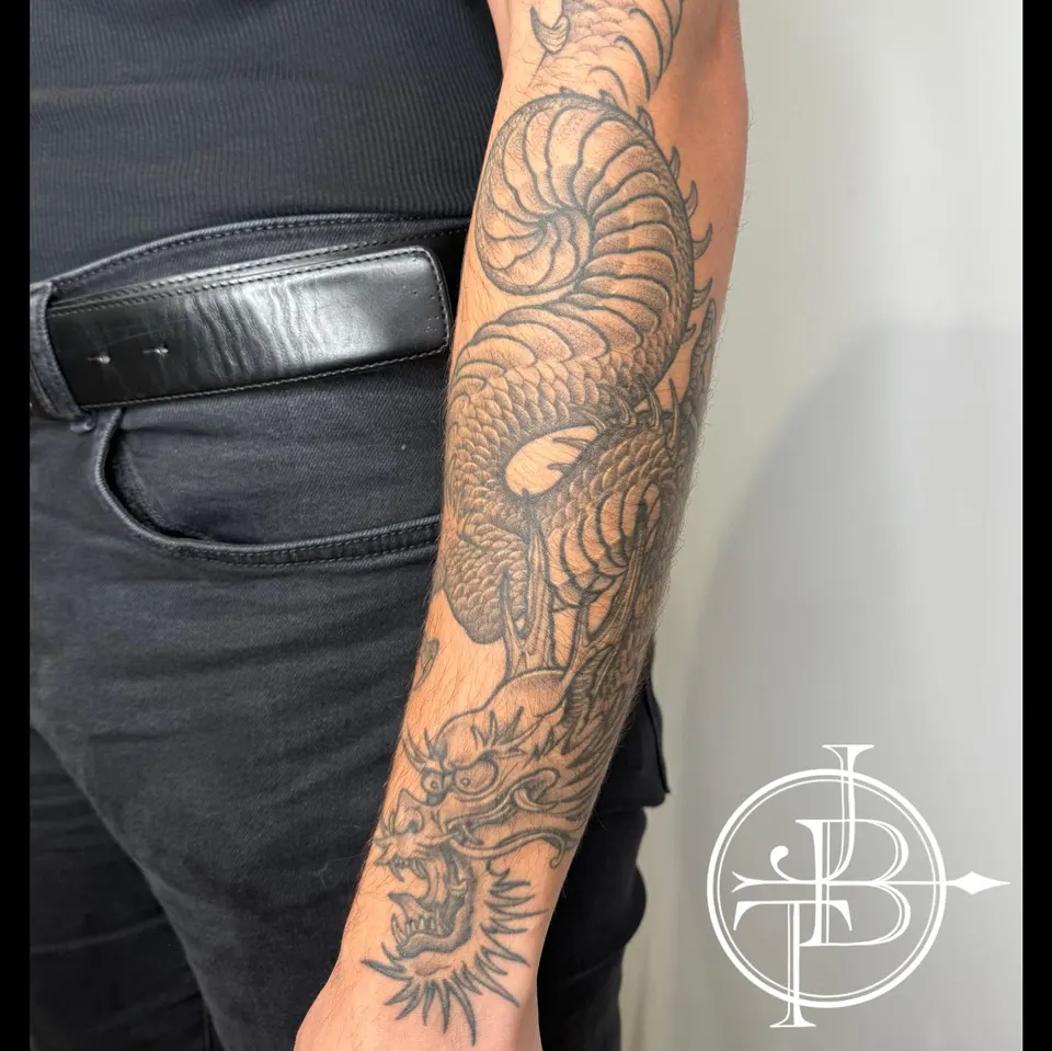 Tatouage « Manchette dragon », photo 1